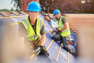 Devenez Couvreur zingueur en alternance à Gap dès 24 novembre 2025